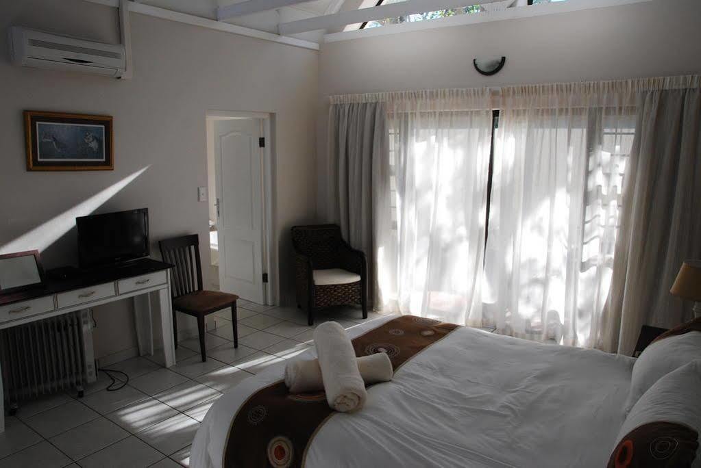 Sheilan House 호텔 포트알프레드 외부 사진