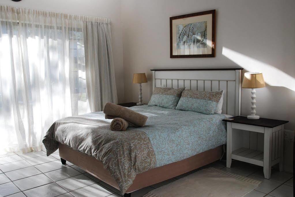 Sheilan House 호텔 포트알프레드 외부 사진